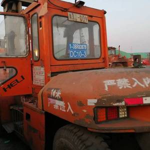 合力10吨及以上叉车