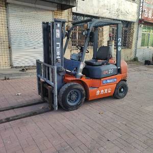 合力2吨叉车