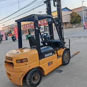 厦工3吨叉车